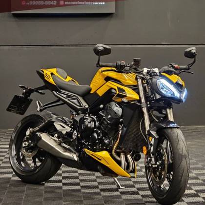 TRIUMPH STREET TRIPLE RS ABS 